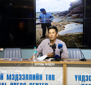 С.Алтансүх: Түүхэн дурсгалт газрыг ухах гэж байна